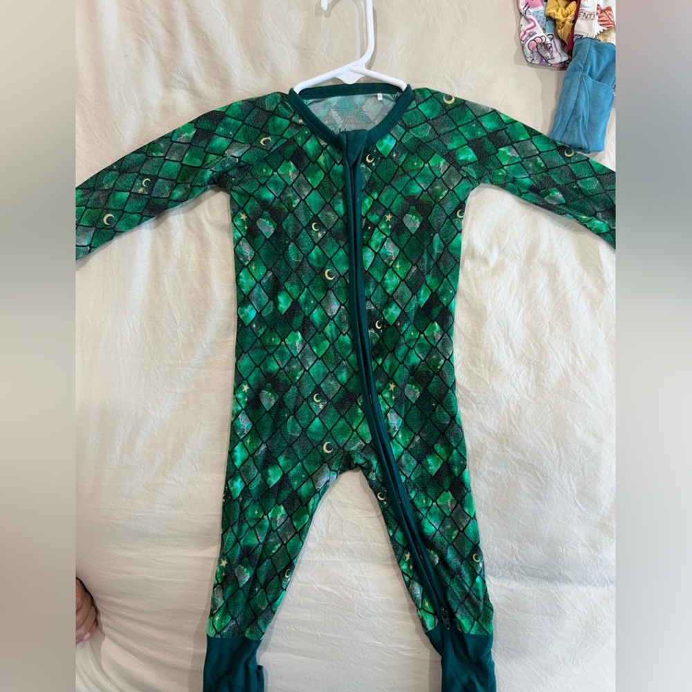 Blake and Rae Green Scales bamboo sleeper